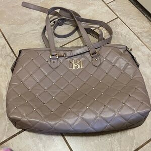 Badgley Mischka Elegant Quilted Beige Handbag